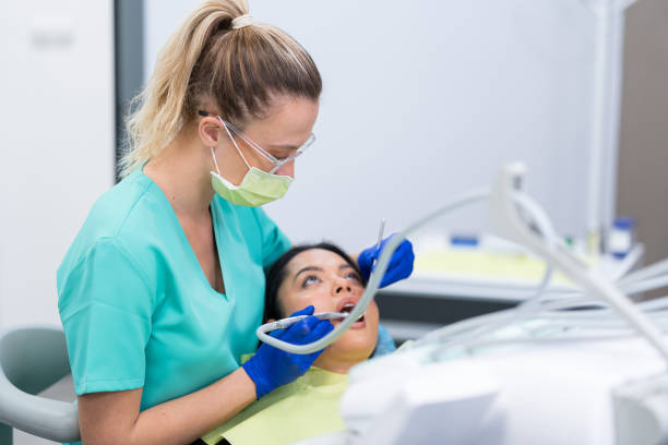 Best Walk-In Emergency Dental Services in Clute, TX